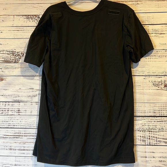 Harry Potter Slytherin Tshirt with Detachable Cape Size L - Picture 5 of 7